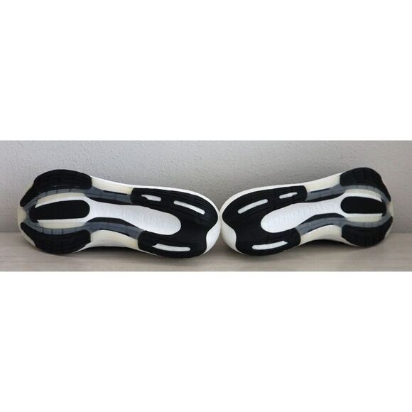 Adidas GY9353 Women's Sz 12 Core Black/White UltraBoost Light Running Shoes - Picture 4 of 12